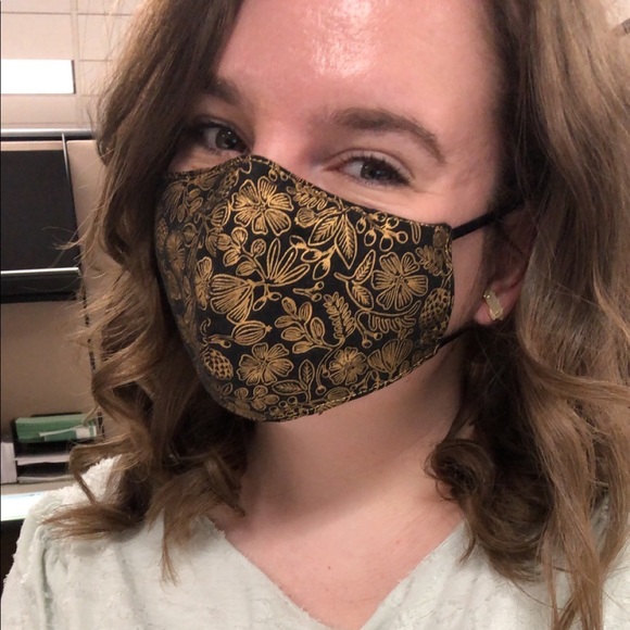 Meet your Posher, Randi - Picture 2 of 5